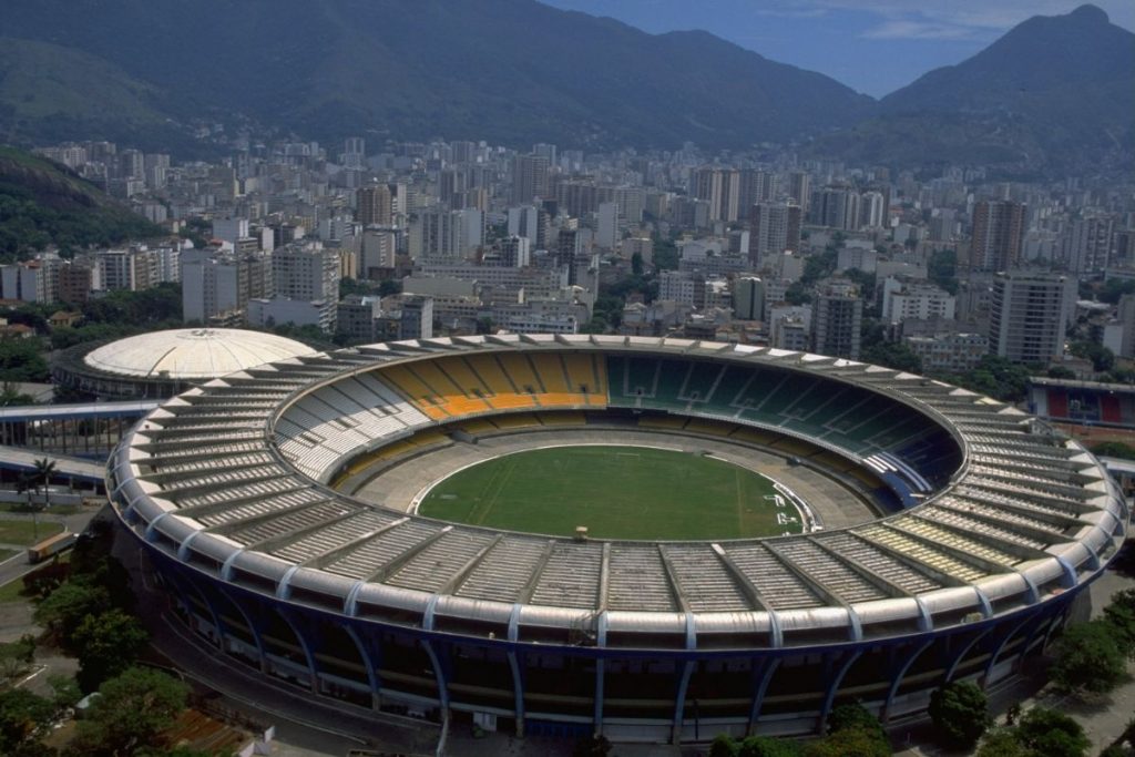 Em um Maracanã lotado, Vasco recebe o Sport pela Série B