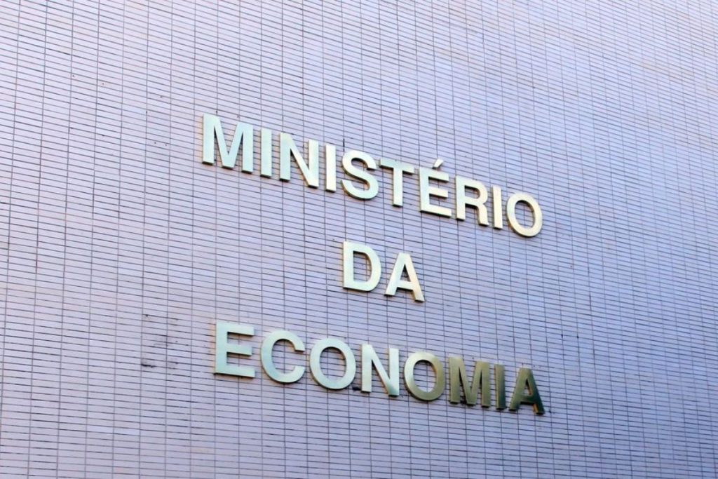 governo-reduz-ipi-de-produtos-fabricados-no-brasil