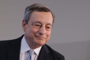 Mario Draghi, primeiro-ministro da Itália, renuncia ao cargo
