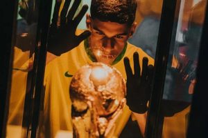 Luva de Pedreiro assina acordo de exclusividade com patrocinadora de Messi e da Copa do Mundo