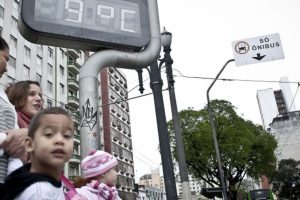 Defesa Civil alerta para baixas temperaturas e ventania em São Paulo