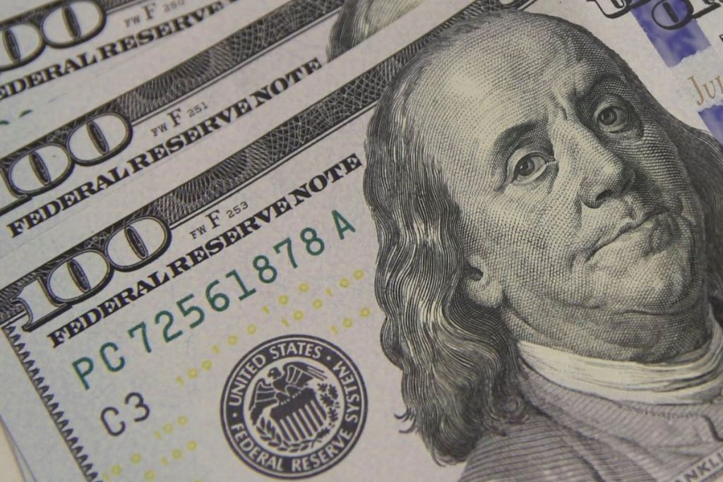Dólar sobe para R$ 5,11 após dados econômicos nos EUA