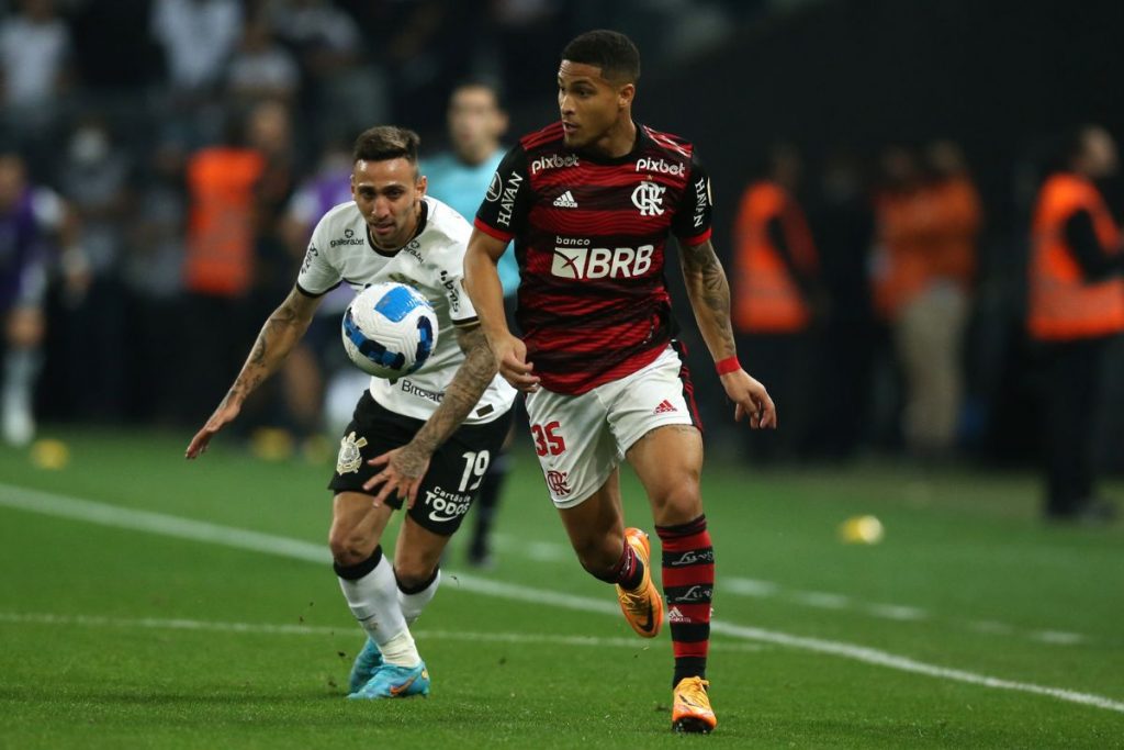 Duelo Flamengo x Corinthians define 1º semifinalista da Libertadores