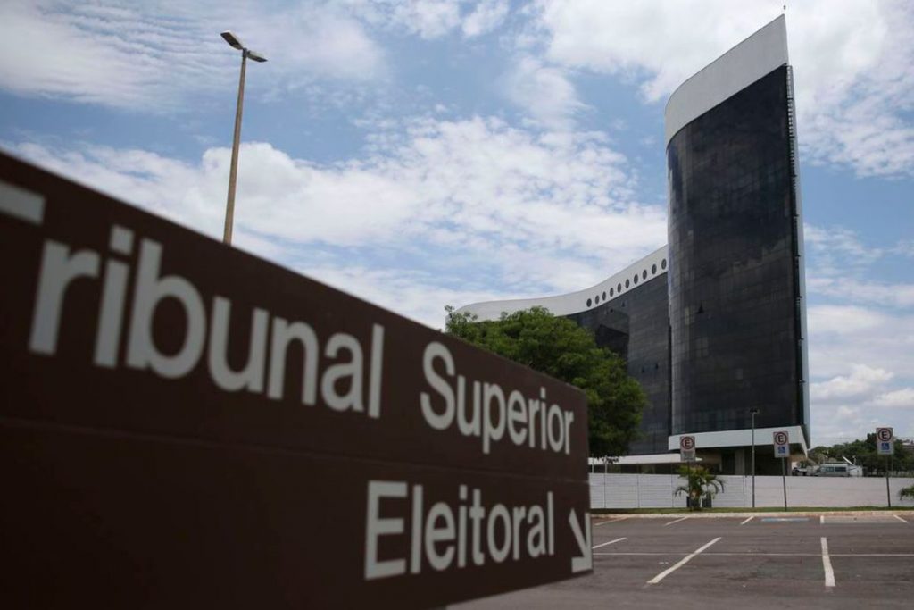 Justiça Eleitoral já recebeu 1,3 mil denúncias de campanha irregular