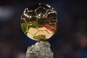Vinicius, Casemiro e Fabinho são indicados a prêmio Bola de Ouro 2022