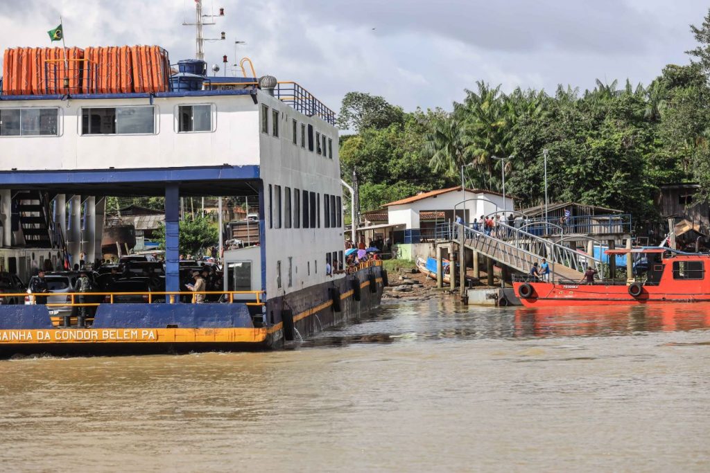 Equipes encontram mais 5 corpos de vítimas de naufrágio no Pará