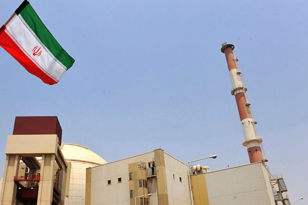 Com novas sanções, EUA prometem 'restringir severamente' as vendas de petróleo ao Irã