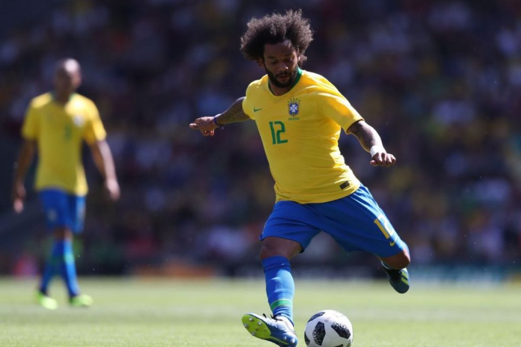 Olympiacos anuncia acerto com o brasileiro Marcelo