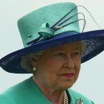 Como era o mundo quando Elizabeth II assumiu o trono?