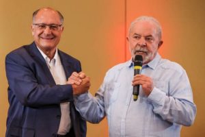 TSE aprova candidatura da chapa de Lula e Alckmin à Presidência