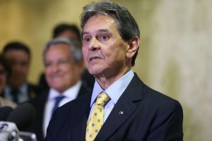 TSE enquadra Roberto Jefferson em Ficha Limpa e nega registro de candidatura