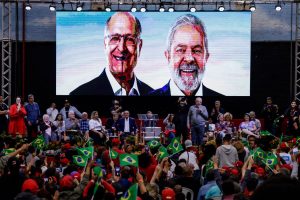 TSE multa campanha de Lula por propaganda eleitoral antecipada    