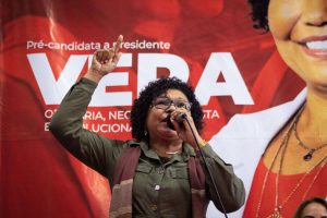 Vera Lucia defende estatização para evitar fechamento de indústrias