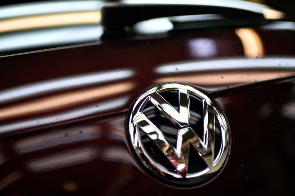 Volkswagen Bora 2023 chega com novo motor