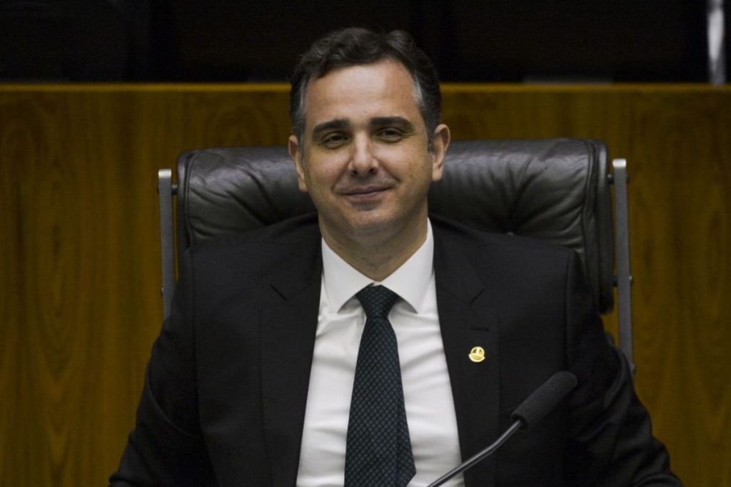 proximo-presidente-tera-de-reunificar-brasil-diz-pacheco