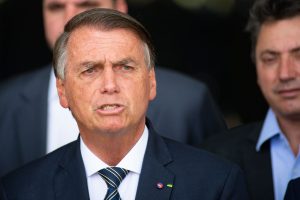 Bolsonaro diz que, para segundo turno, pretende focar nas realizações