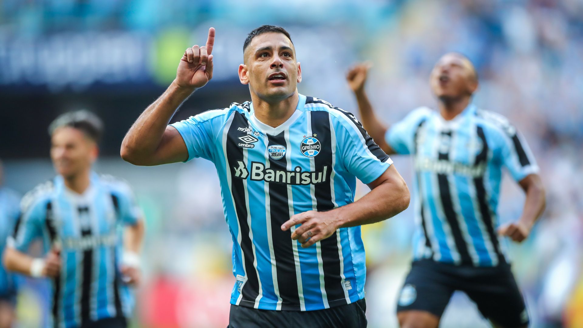 FLA x Velez: A Clash of Brazilian and Argentine Football Powerhouses