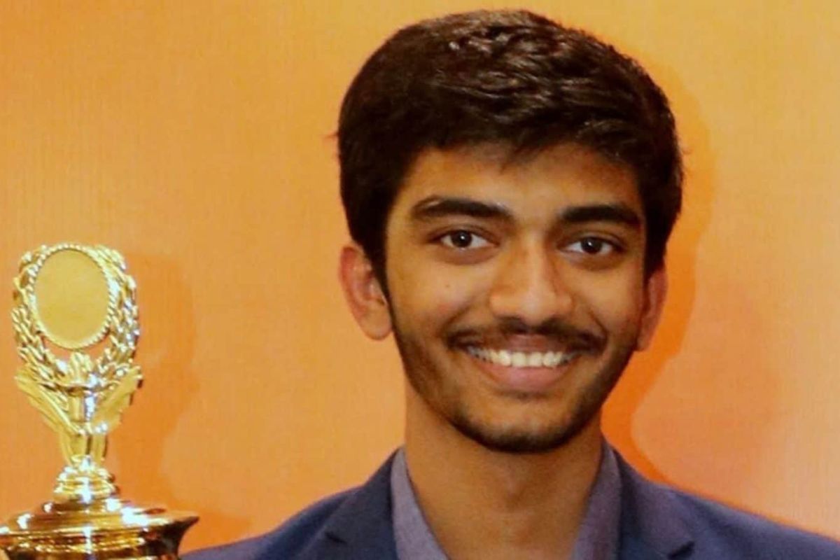 Rameshbabu, indiano de 16 anos, se torna o mais jovem a derrotar número 1  do mundo no xadrez - Estadão