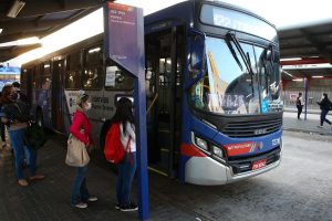 Ônibus, trem e metrô terão passe livre no domingo de eleições em SP