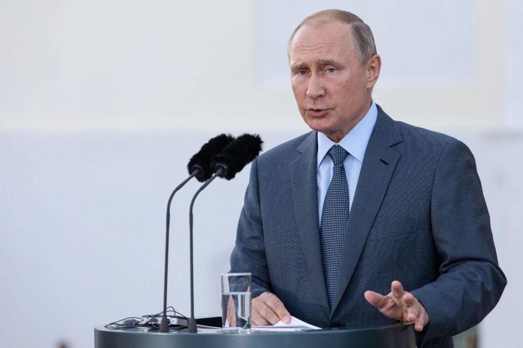 Putin assina leis que anexam regiões ucranianas à Rússia