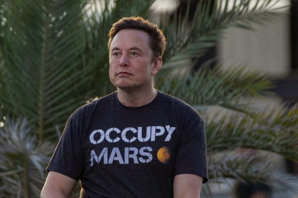 Elon Musk é julgado por pagamento que o tornou o homem mais rico do mundo