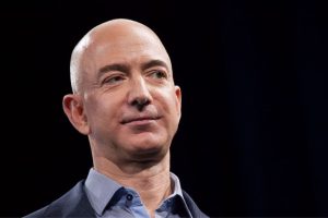 Jeff Bezos diz que doará a maior parte de sua fortuna