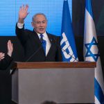 Quem é Benjamin Netanyahu, o ex-premier de 'energia incansável' que voltará ao poder em Israel