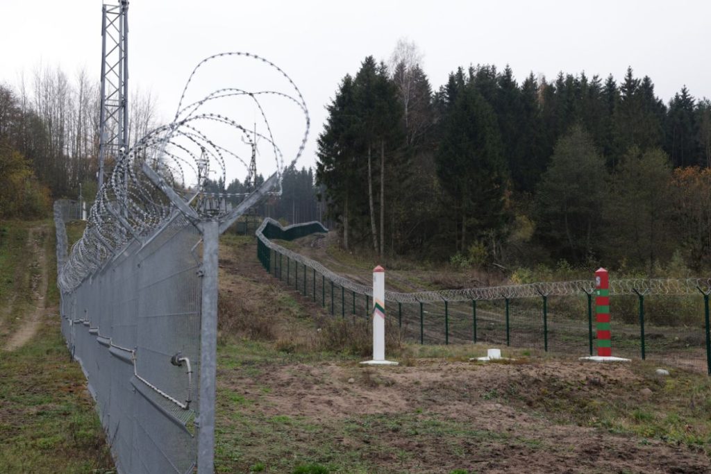 polonia-inicia-construcao-de-muro-em-fronteira-com-a-russia
