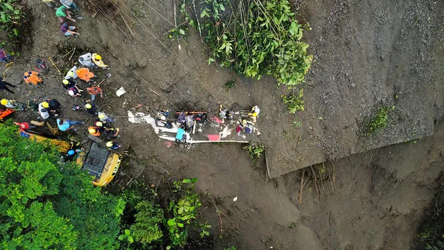 Deslizamento de terra deixa ao menos 33 mortos na Colômbia