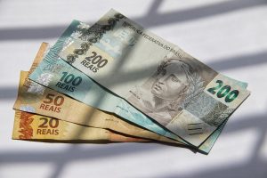 Caixa paga Bolsa Família a beneficiários de NIS com final 2