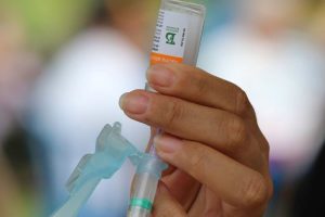 Covid-19: vacinação com bivalente da Pfizer comeca em 27 de fevereiro