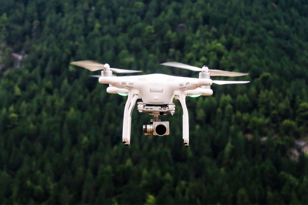 Drones estão cada vez mais presentes na agricultura brasileira