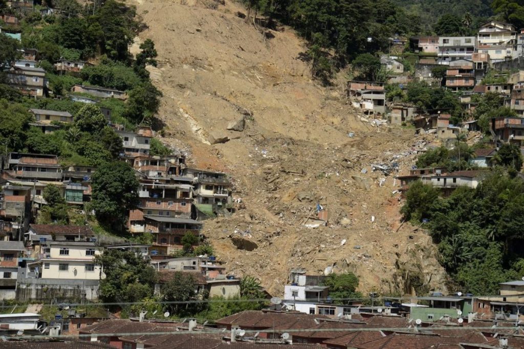 quase-4-milhoes-de-pessoas-vivem-em-areas-de-risco-no-brasil