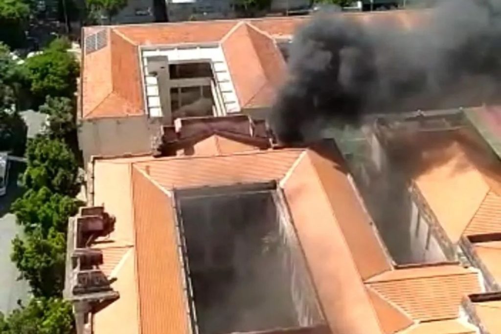 Incêndio atinge escola tradicional de Belo Horizonte
