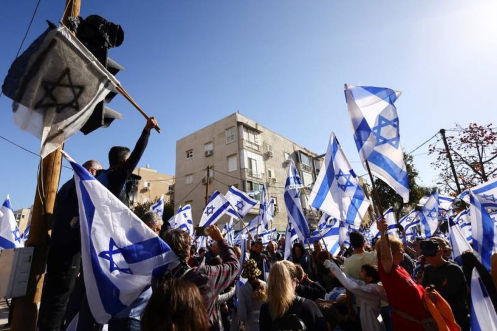 Israel tem 'dia de resistência' contra reforma judicial