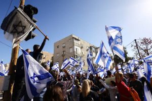 Israel tem 'dia de resistência' contra reforma judicial