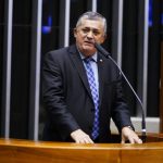 Lucro da Petrobras em 2022 é de R$ 188 bi; é preciso rever muita coisa, diz líder do governo na Câmara
