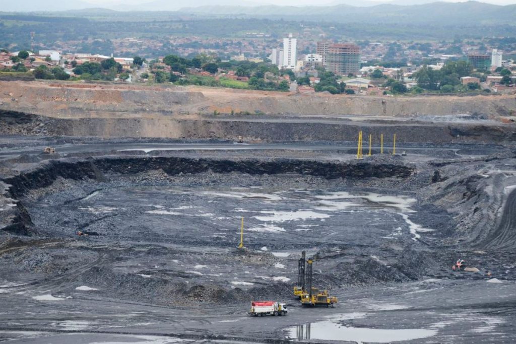 Relatório diz que mineração viveu anos dourados no governo Bolsonaro