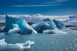 Gelo da Groenlândia e Antártida derretem rapidamente e elevam o nível do mar