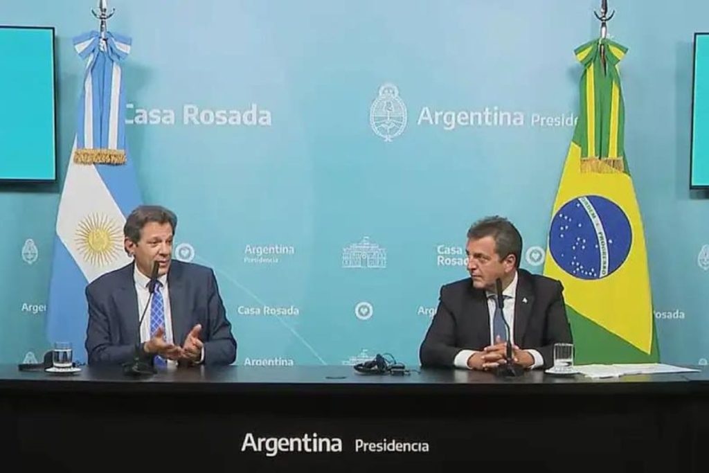 Brasil solicita ajuda financeira à Argentina em reunião de ministros do G7