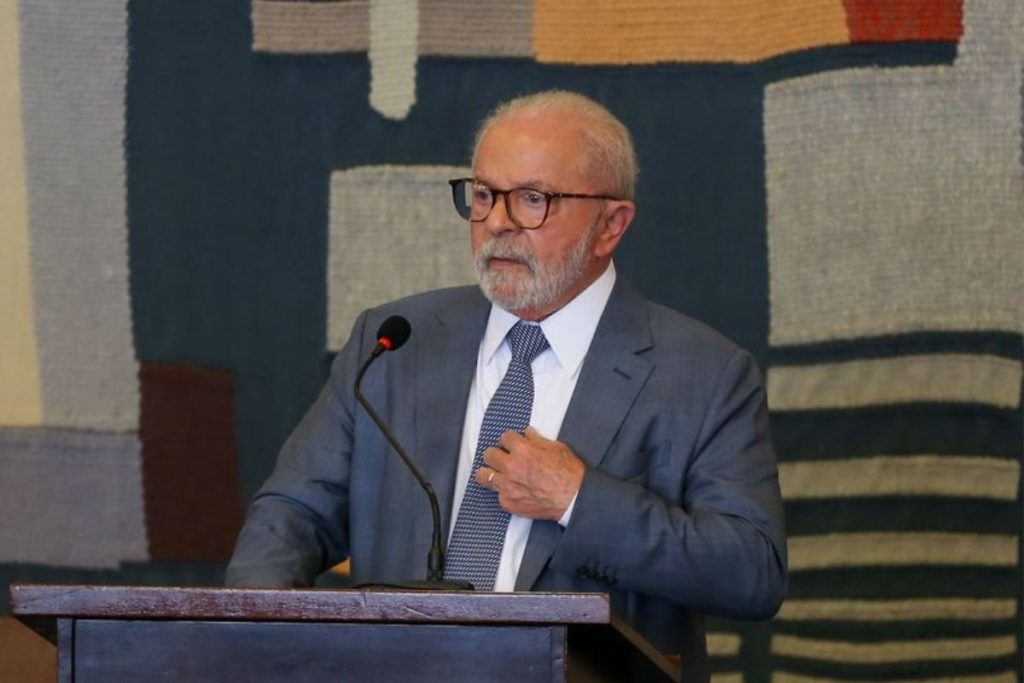 Lula diz em reunião do Conselhão todo mundo pode falar de tudo, menos de juros