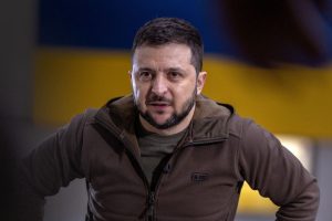 Ocidente promete bilhões de dólares em ajuda à Ucrânia