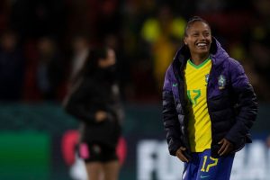 A meio-campo Ary Borges marcou três vezes e ainda deu a assistência no outro gol brasileiro na estreia do Brasil na Copa Feminina