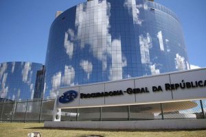 A Procuradoria-Geral da República (PGR) recuou e vai restringir o pedido de acesso a dados de seguidores de Bolsonaro nas redes sociais