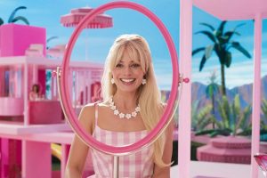 Margot ainda lembra que "Barbie" reinou como o filme de maior bilheteria de 2023, arrecadando 1,4 bilhão de dólares em vendas de ingressos