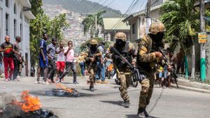 EUA ordenam que funcionários do governo e familiares deixem o Haiti