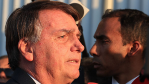 Defesa de Bolsonaro informa que adotará medidas judiciais contra o hacker Delgatti por ter apresentado “informações e alegações falsas”.