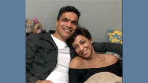 A jornalista Cristiane Daciolo, casada com o ex-deputado federal Cabo Daciolo, morreu na terça-feira (29). Ela estava tratando uma leucemia.