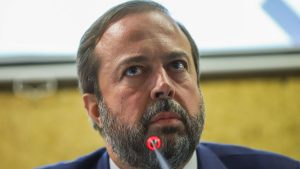 O ministro de Minas e Energia, Alexandre Silveira, expressou sua opinião acerca da privatização da Eletrobras.
