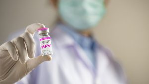 Desde agosto, as vítimas de violência sexual fazem parte do grupo prioritário do SUS para a vacinação de papilomavírus humano, o HPV.